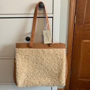 target universal thread purse